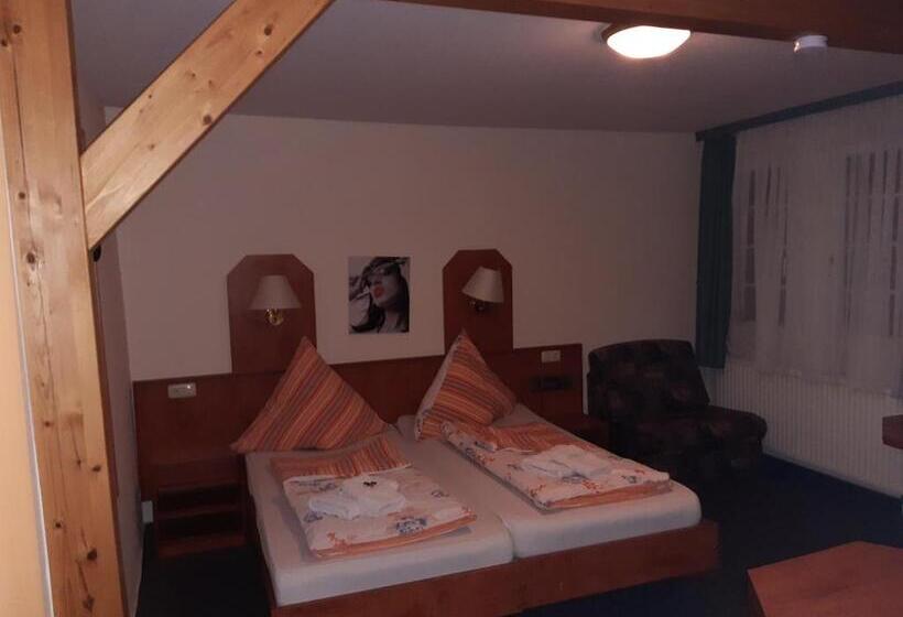 スタンダードルーム, Desperados