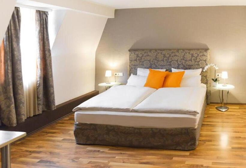 舒适型房间, Engel