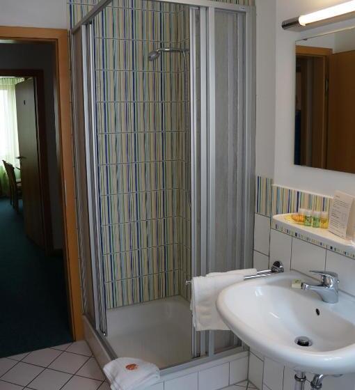 패밀리 룸, Gasthof Zur Post