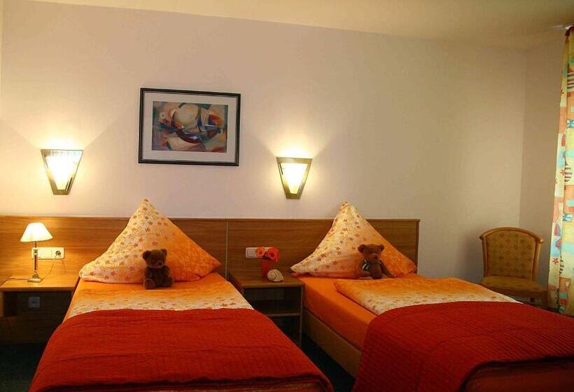 패밀리 룸, Gasthof Zur Post