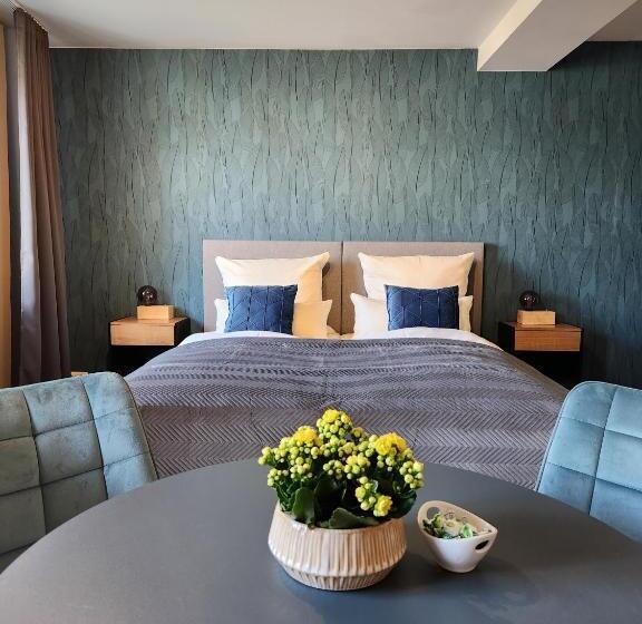 디럭스 스튜디오, Gasthof Zur Post