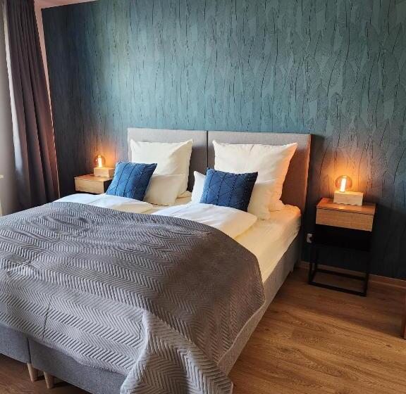 디럭스 스튜디오, Gasthof Zur Post