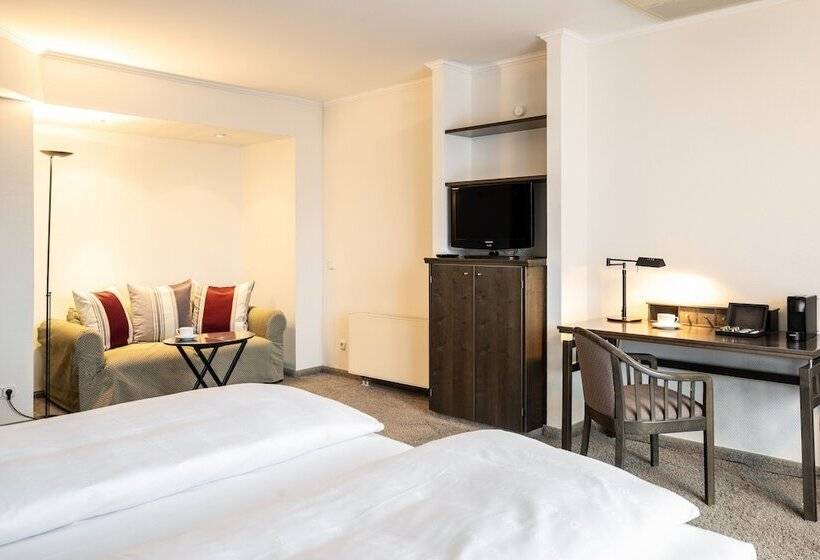 Семейный Номер, Herzogspark