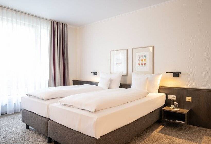 Семейный Номер, Herzogspark