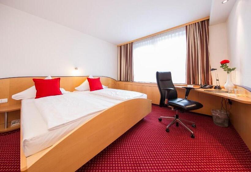 Номер Стандарт, L'escala