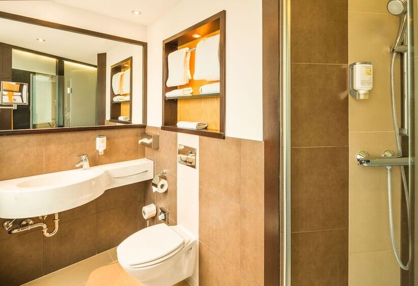 Номер Superior, L'escala