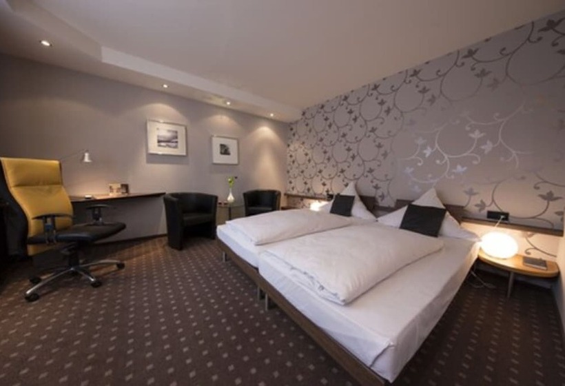 Номер Superior, L'escala