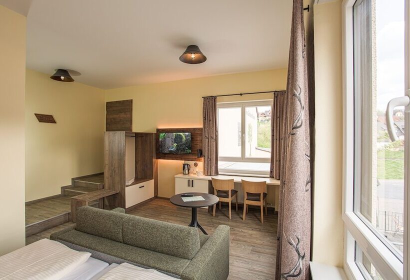 غرفة قياسية, Restaurant Grüner Baum