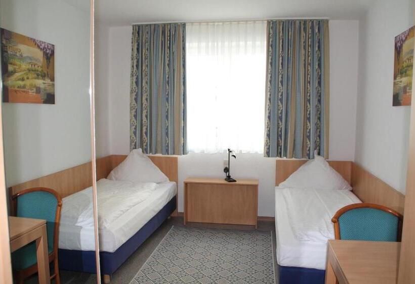 غرفة قياسية, Riesenjunior Hanau By Trip Inn