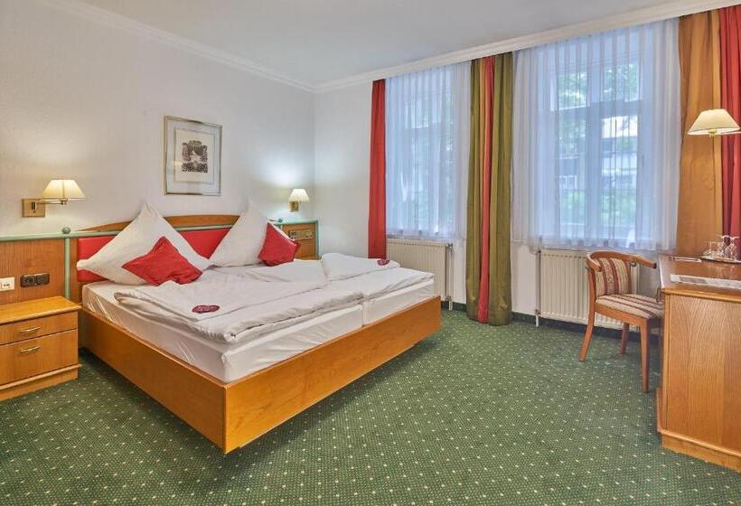 舒适型房间, St. Georg Garni