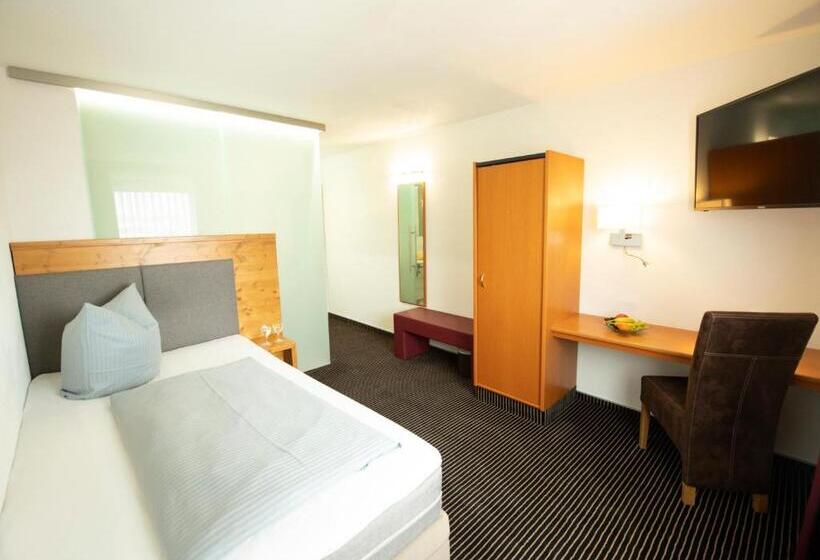 Номер Стандарт Индивидуальный, Stadthotel Giengen