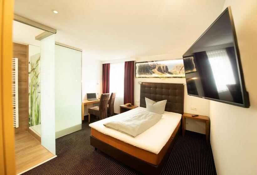 Номер Стандарт Индивидуальный, Stadthotel Giengen