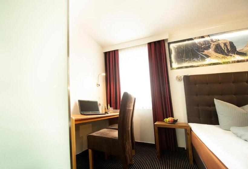 Номер Стандарт Индивидуальный, Stadthotel Giengen