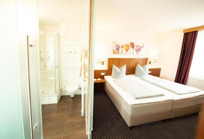 Номер Стандарт, Stadthotel Giengen