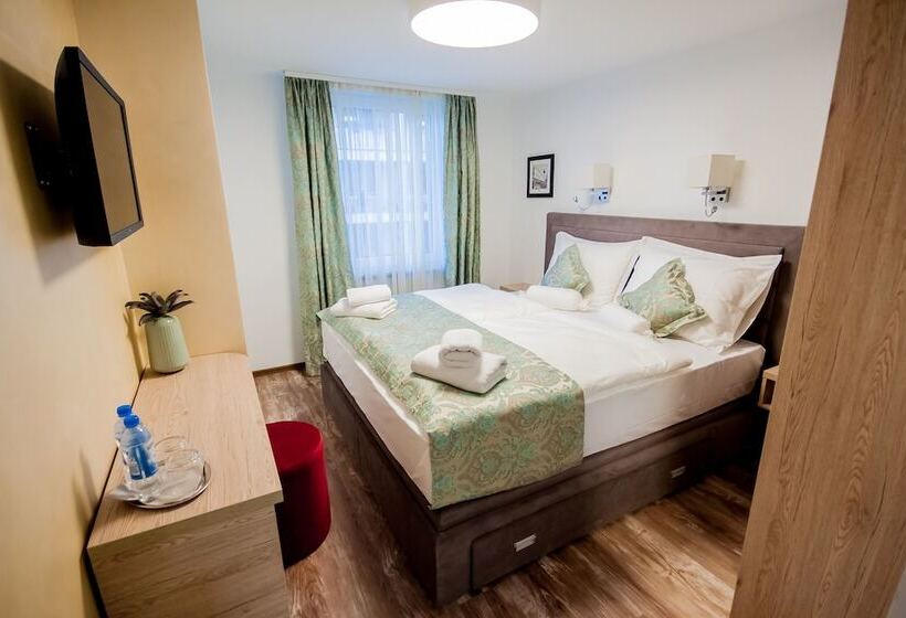 スタンダードルーム, Tiffany