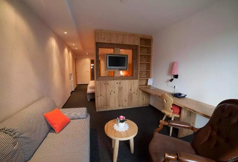 اتاق استاندارد چهار تخته, Gasthof Bogenrieder