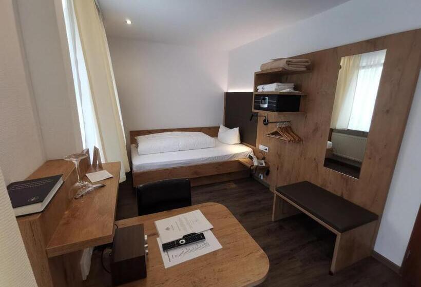 Номер Стандарт Индивидуальный, Gästehaus Dorflinde