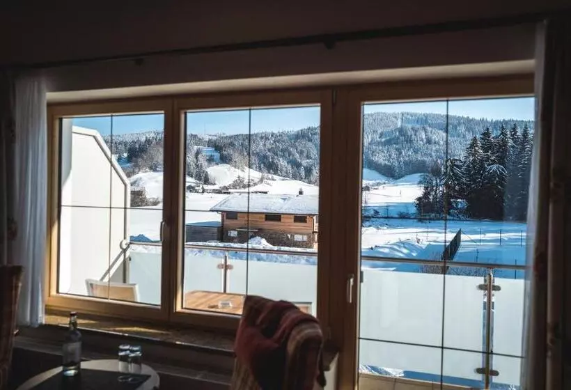 山の見えるジュニアスイート, Natur Landhaus Krone