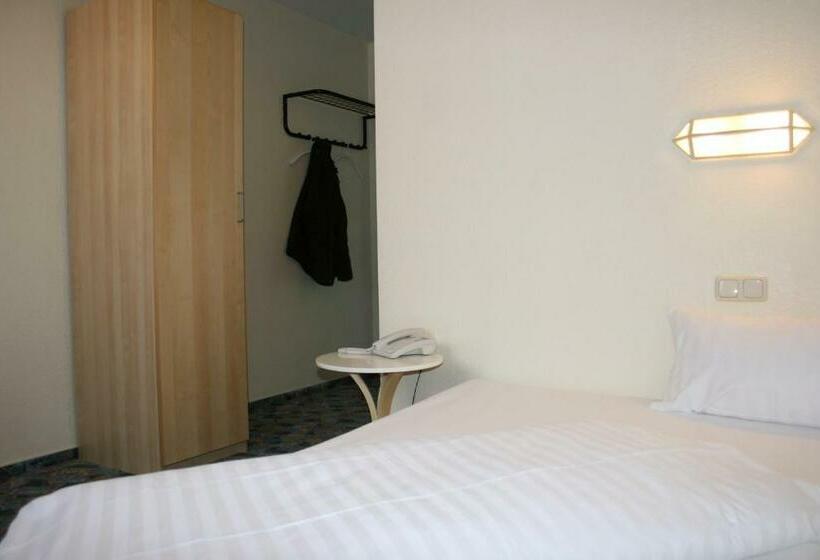 Номер Стандарт Индивидуальный, Seminarhotel Jakobsberg