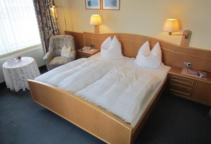 غرفة قياسية مطلّة علي البحر, Strandhotel Wietjes