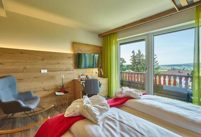 Quarto Deluxe com Sacada, Wellnesshotel Zum Koch