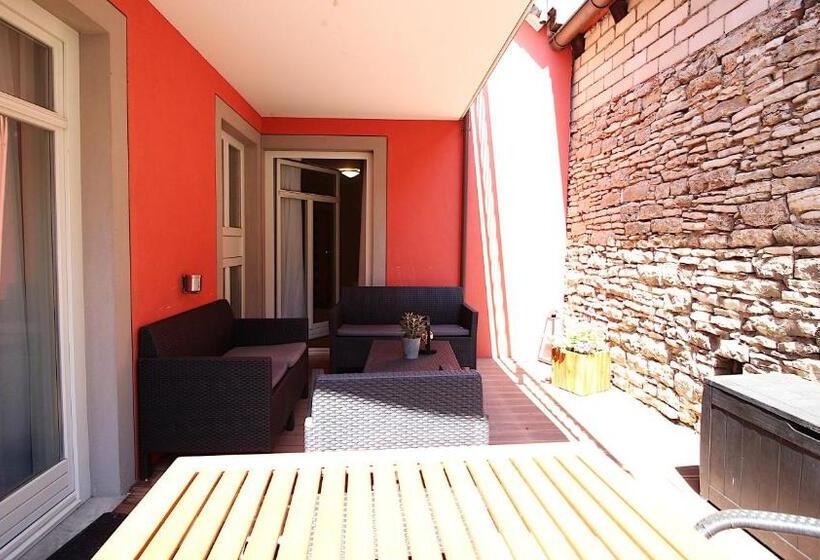 Номер Стандарт с Балконом, Aparthotel Alte Schmiede Dettelbach