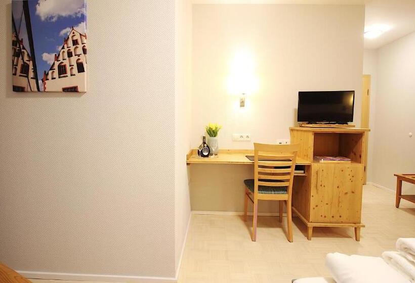 Семейный Номер, Aparthotel Alte Schmiede Dettelbach