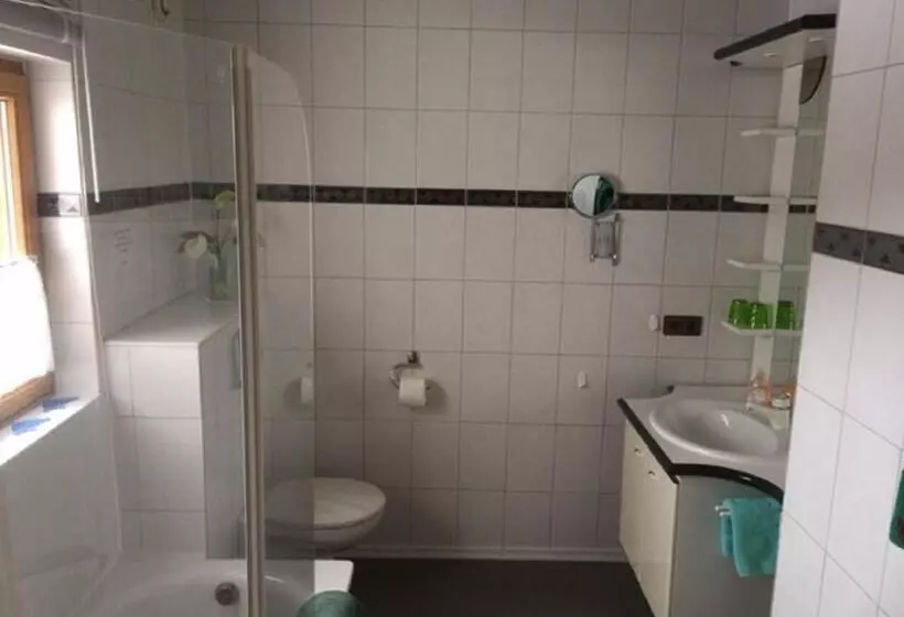 آپارتمان 1 خوابه با بالکن, Landhaus Am Forst