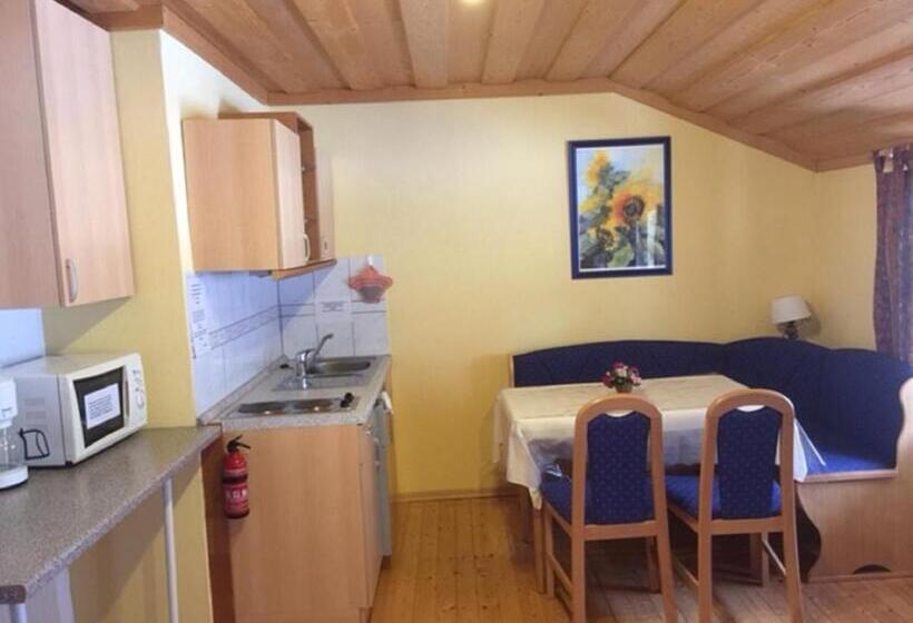 Апартаменты 1 Спальня с Балконом, Landhaus Am Forst