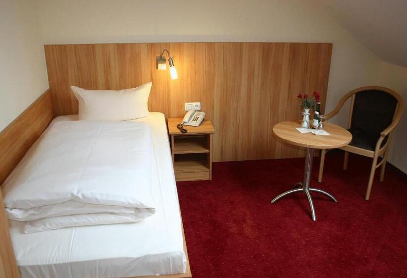 Номер Стандарт Индивидуальный, Accolo