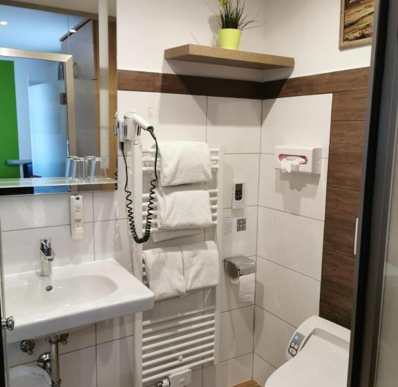 비즈니스룸, Alte Post