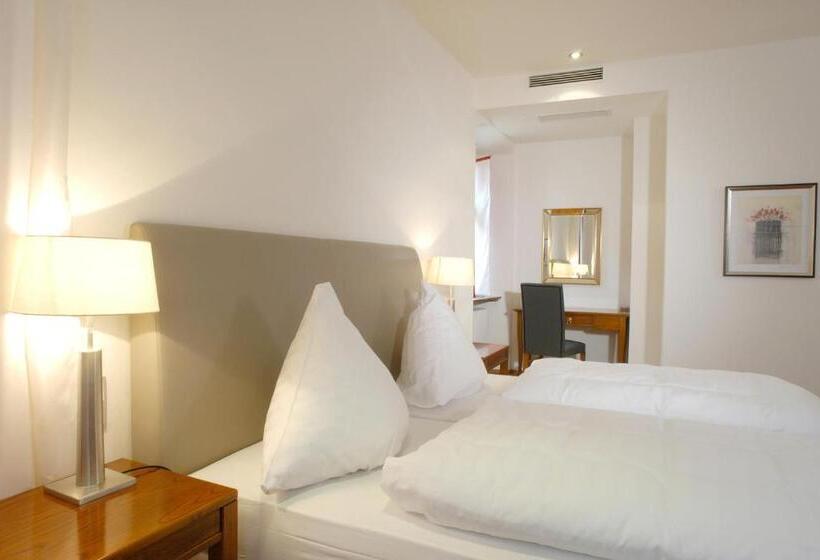 Deluxe Room, Alter Pfarrhof