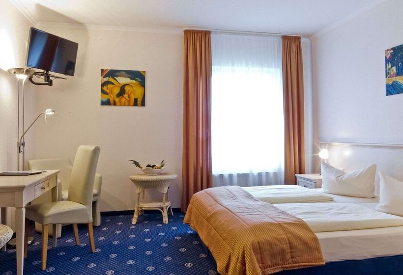 اتاق استاندارد سه نفره, Arthotel Ana Petite