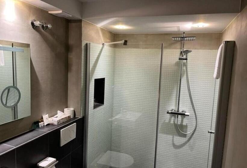 Семейный Номер Вид на Сад, Das Bergschlösschen