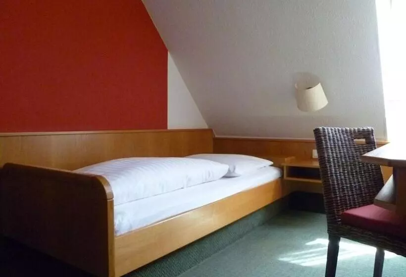 اتاق استاندارد یک نفره, Gasthaus Zum Specht