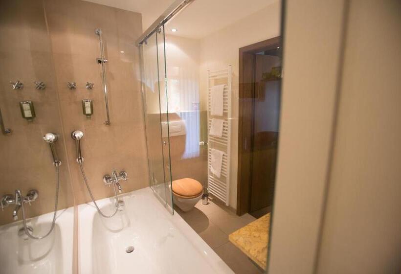 수피리어 룸, Heiligenstein