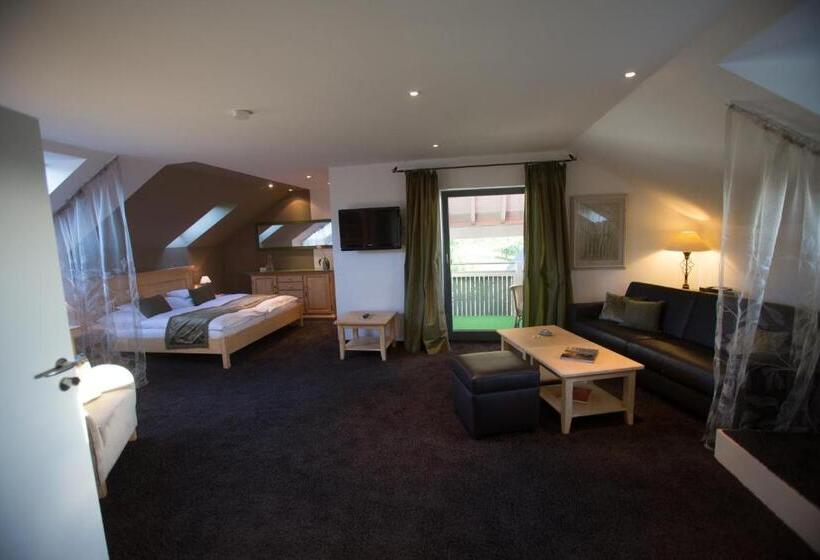 סוויטת ג'וניור, Heiligenstein