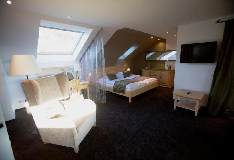 주니어 스위트, Heiligenstein