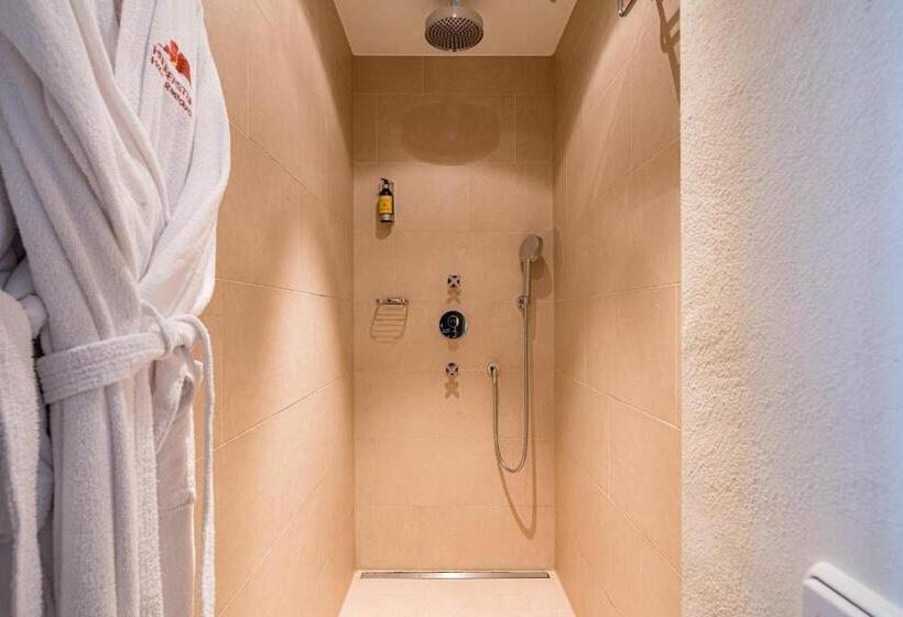 스탠다드 테마룸, Heiligenstein