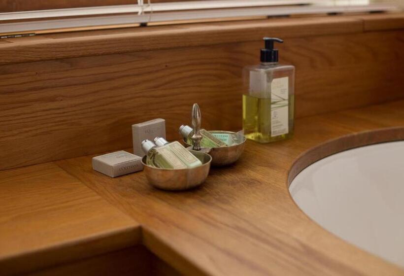 스탠다드 테마룸, Heiligenstein