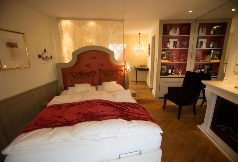 스탠다드 테마룸, Heiligenstein