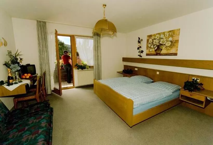 اتاق استاندارد, Landhotel Rappenhof