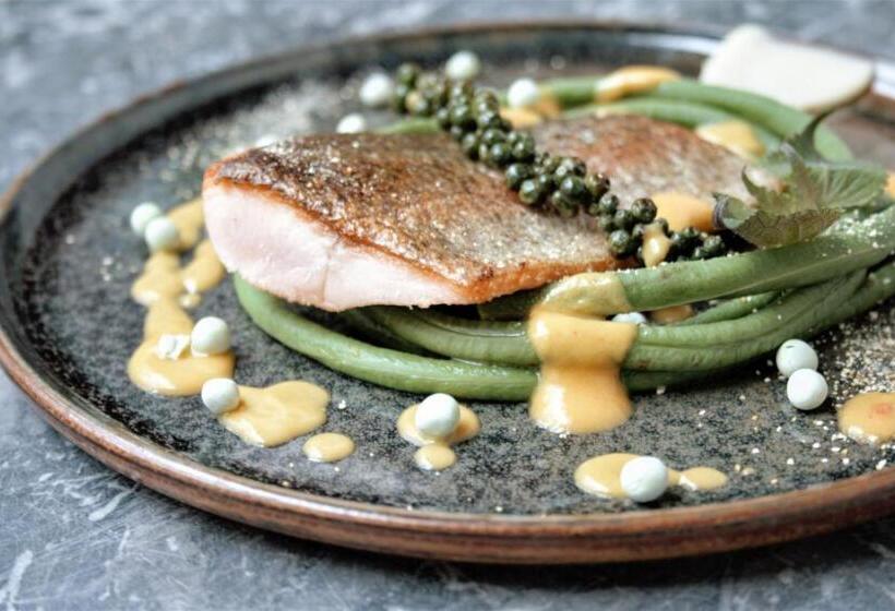 스위트, Residenz Im Schloss Neuweier