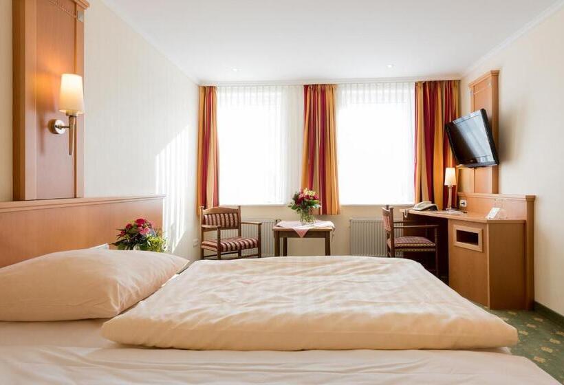 스탠다드 싱글 룸, Röhrs