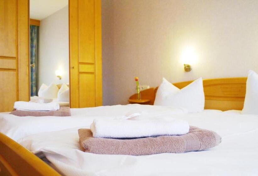 스탠다드 발코니 룸, Landgasthof Zum Hirschen