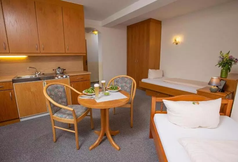 スタンダードルーム, Landhotel Zum Stern