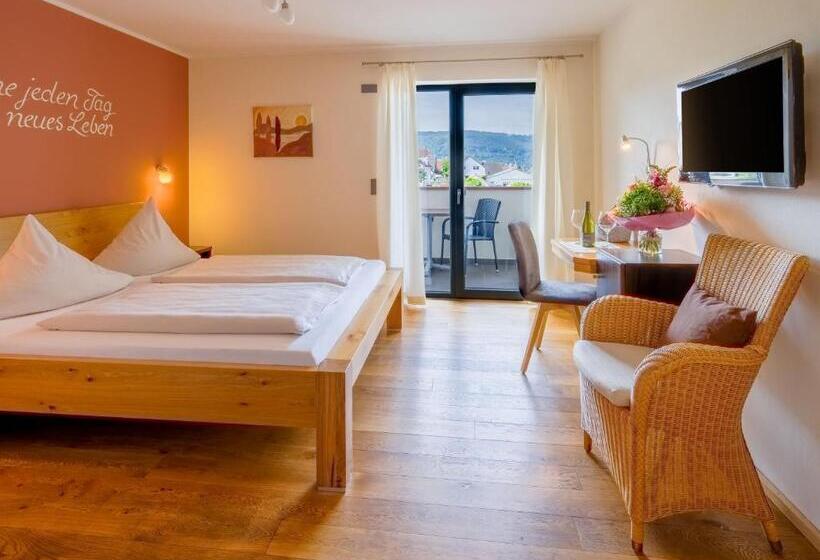 Номер Стандарт с Балконом, Main Vinotel Weingut Helmstetter