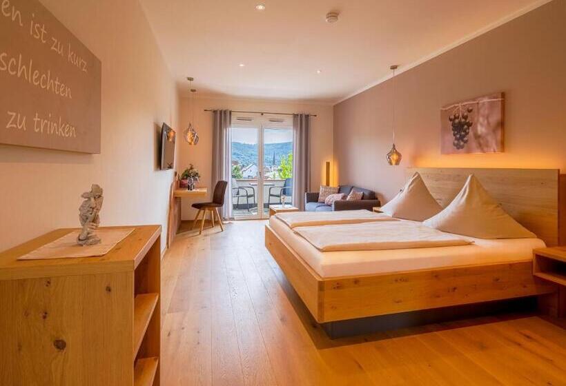 Номер Стандарт с Балконом, Main Vinotel Weingut Helmstetter