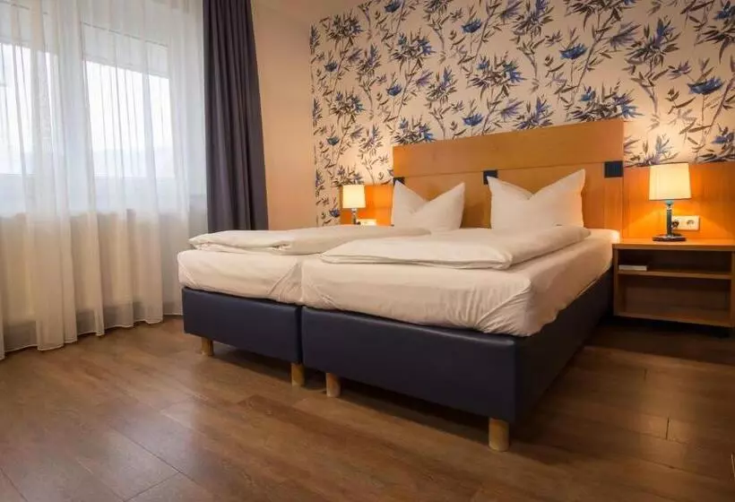 レイクビュースタンダードルーム, Seehotel Adler