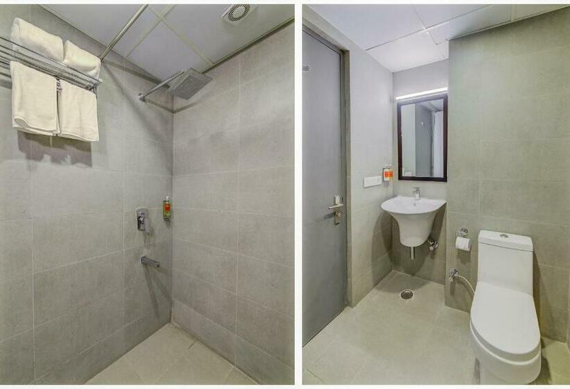 Трехместный Номер Классика, Townhouse Golf Course Road